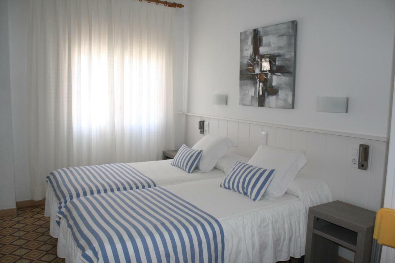 Hostal La Florida Llançà Extérieur photo